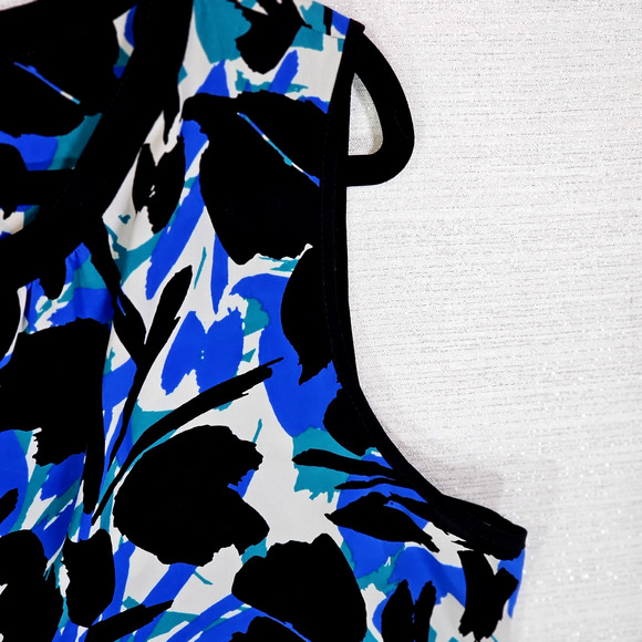 Calvin Klein Sleeveless Blouse Blue White Floral with Black Trim Sz XL Top NWOT - Picture 3 of 6